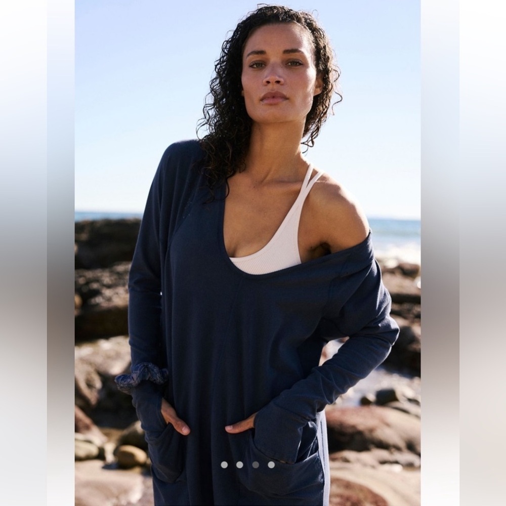 FP Movement Long Sleeved, Hooded Hot Shot Onesie Midnight Navy Blue Size Med NWT - Picture 3 of 4